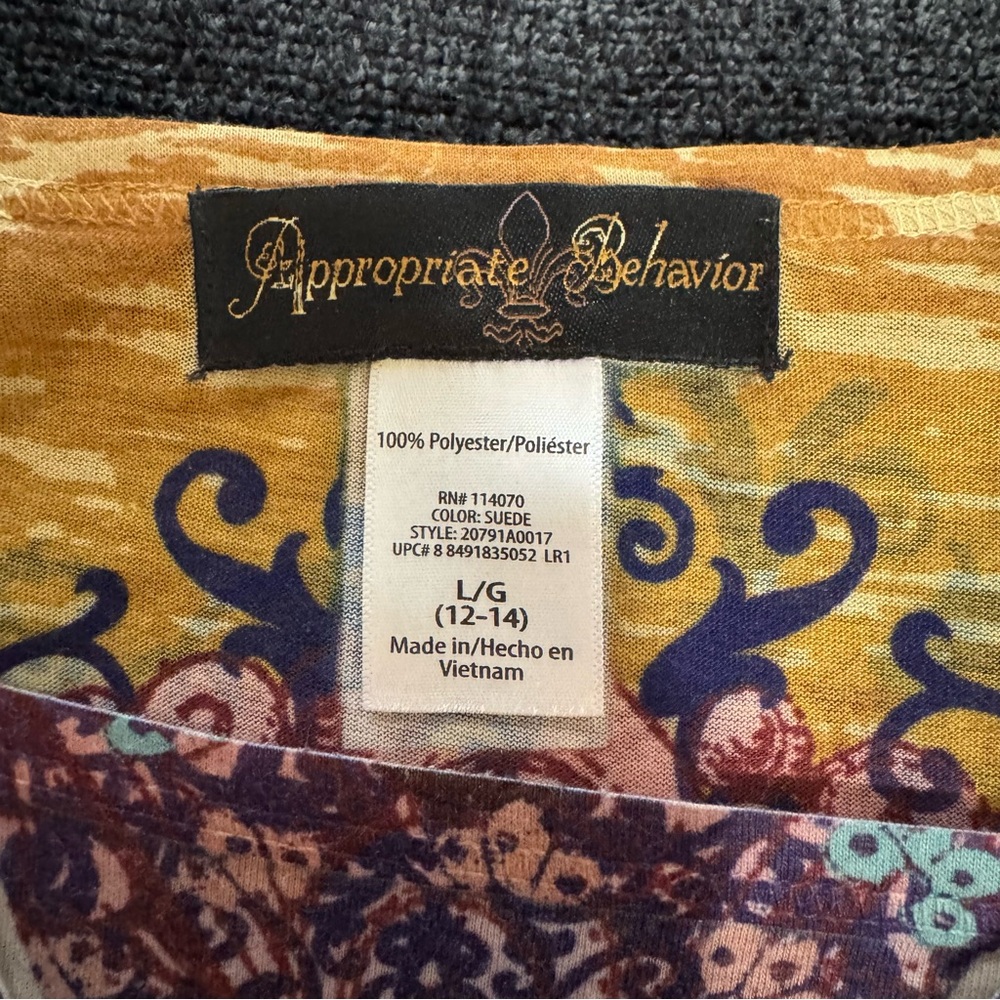 Appropriate Behavior Embellished Multicolor Women's Top Size L - Picture 7 of 7